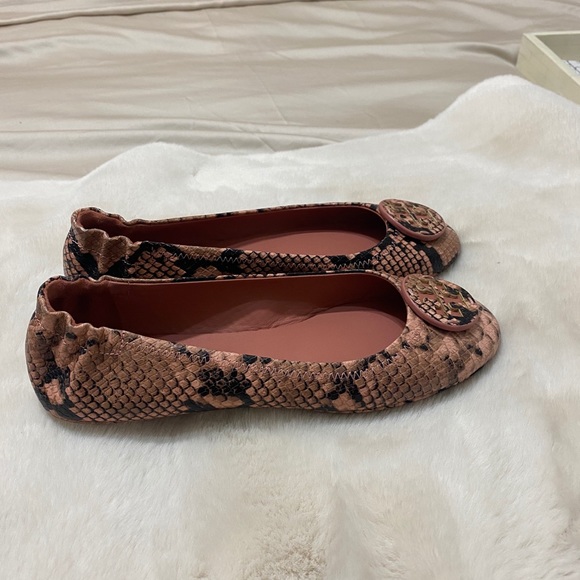Brand new Tory Burch Minnie travel ballet flats - Picture 3 of 4